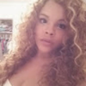 Meet your Posher, Layla